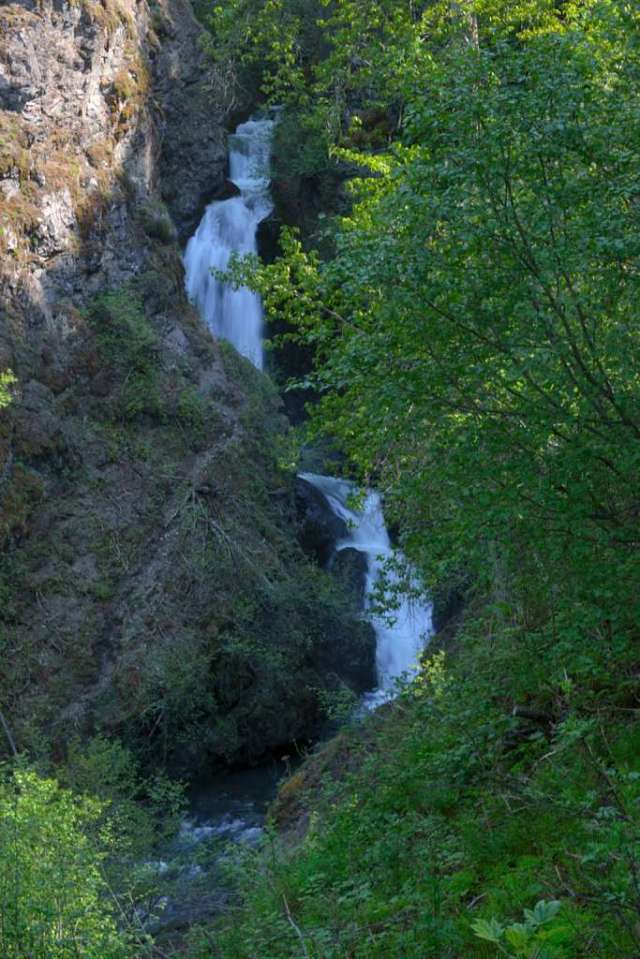 Thunderbird waterfalls